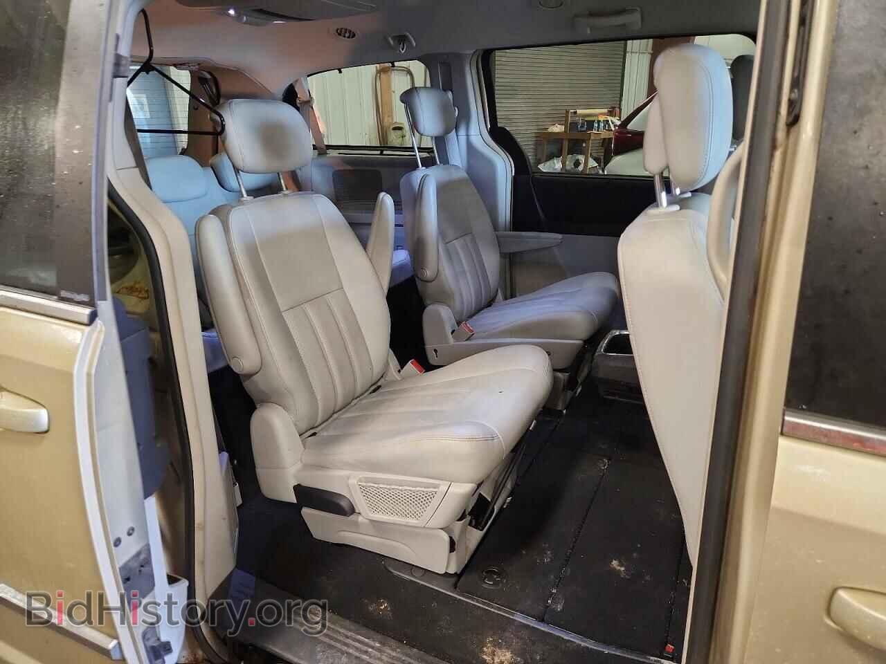 2010 CHRYSLER MINIVAN - VIN: 2A4RR8DX5AR321052 - Photo 11