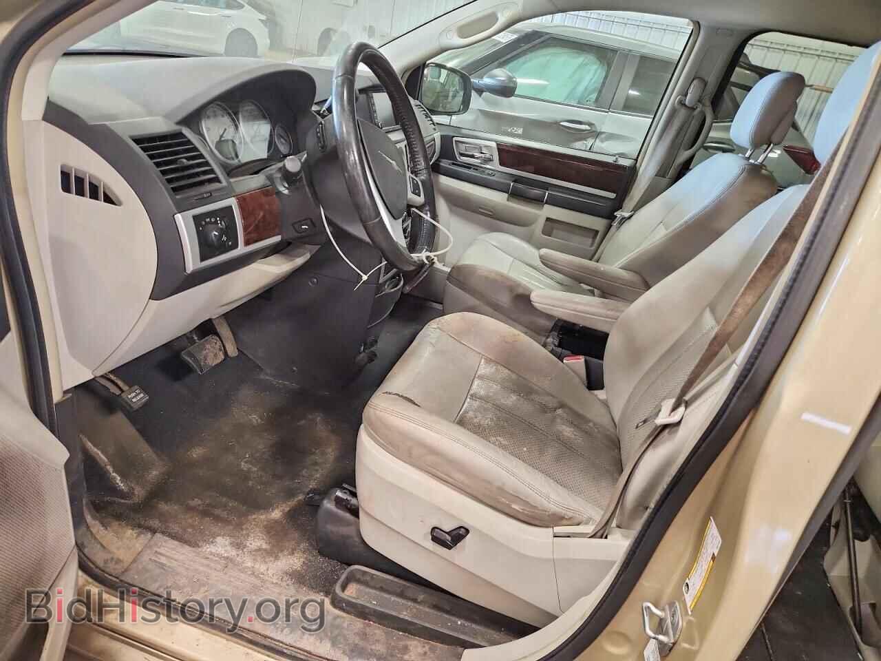 2010 CHRYSLER MINIVAN - VIN: 2A4RR8DX5AR321052 - Photo 7