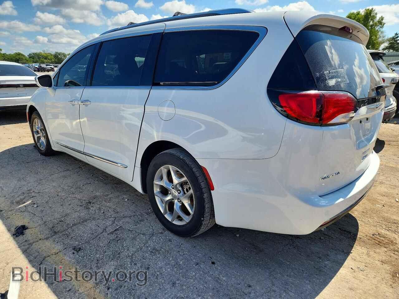 2018 CHRYSLER PACIFICA - VIN: 2C4RC1GG1JR273821 - Photo 2