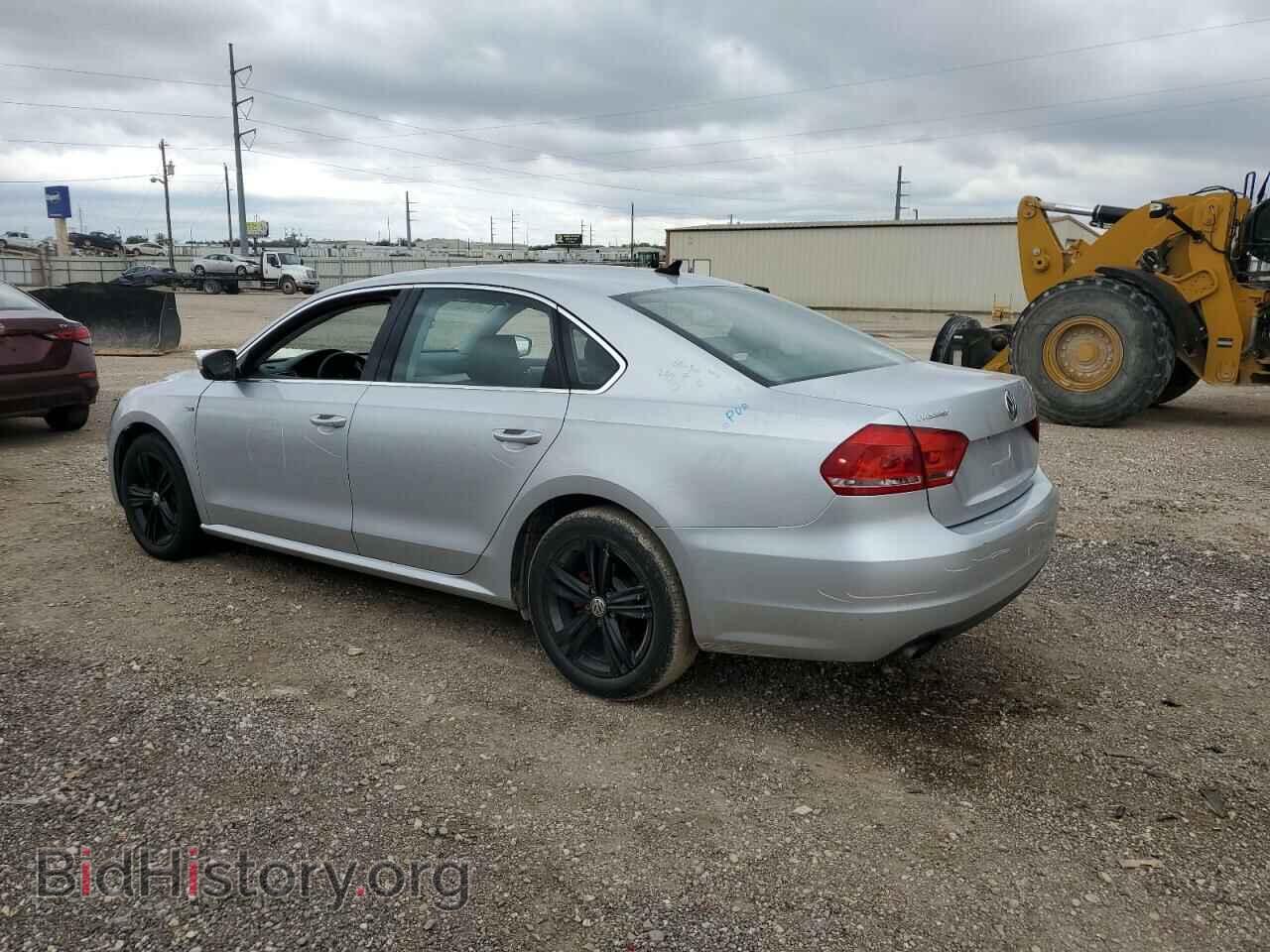 2015 VOLKSWAGEN PASSAT - VIN: 1VWAT7A32FC119976 - Фото 2