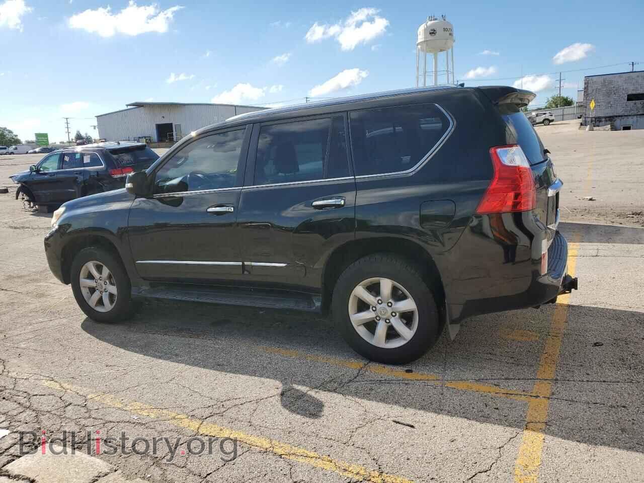 2011 LEXUS GX - VIN: JTJJM7FX1B5021464 - Фото 2