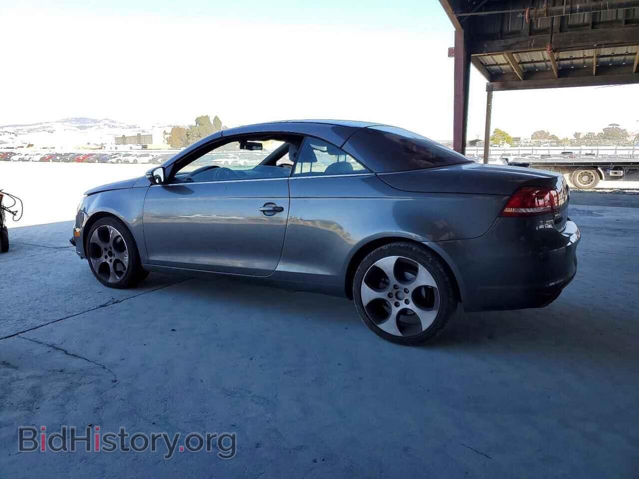 2013 VOLKSWAGEN EOS - VIN: WVWFW8AH8DV005046 - Фото 2