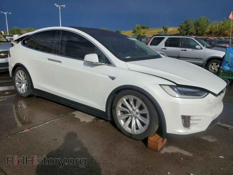 2016 Tesla MODEL X (VIN 5YJXCBE20GF005299) — фото 4 из 13