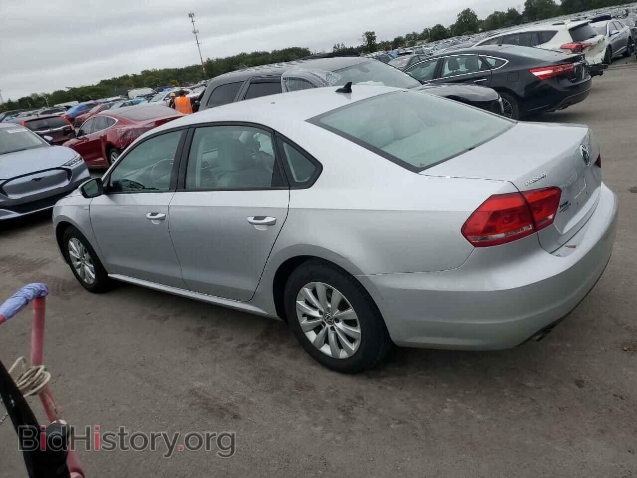 2015 VOLKSWAGEN PASSAT - VIN: 1VWAT7A32FC047368 - Фото 2