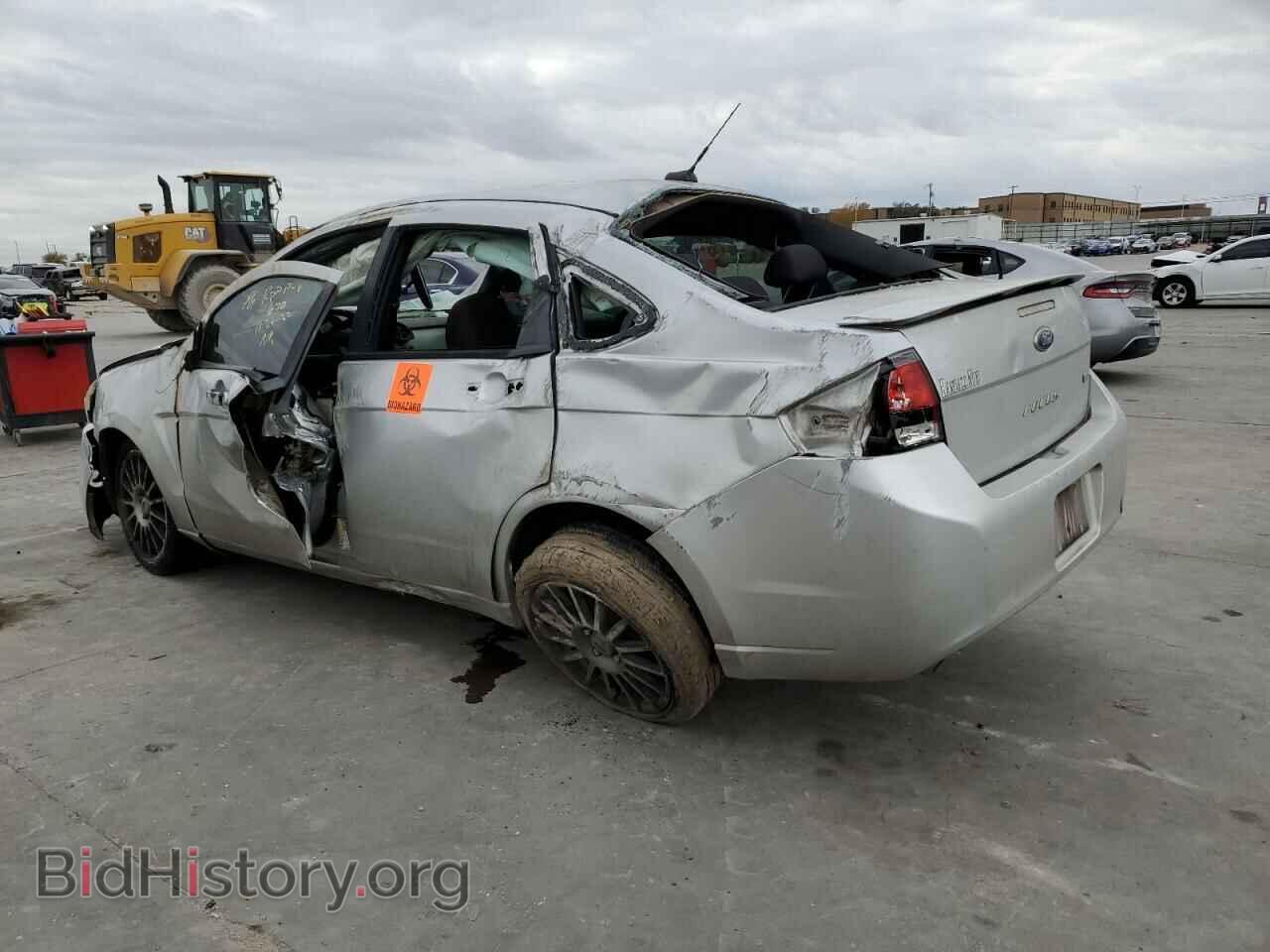 2011 FORD FOCUS - VIN: 1FAHP3GN8BW151627 - Фото 2