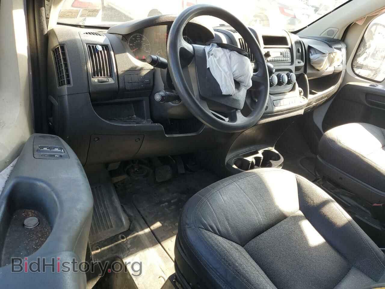 2015 RAM All Models - VIN: 3C6TRVDG0FE510282 - Фото 8