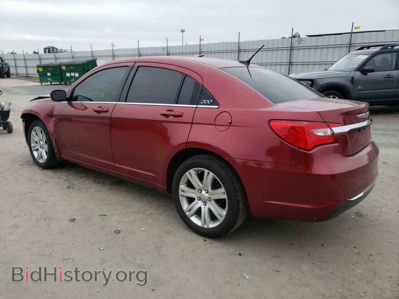 2013 CHRYSLER 200 - VIN: 1C3CCBAB1DN639839 - Photo 2