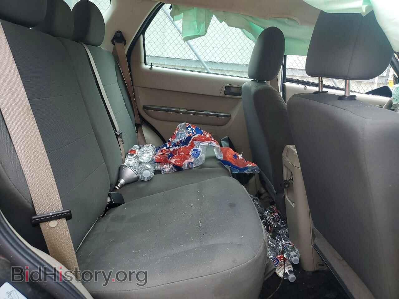 2011 FORD ESCAPE - VIN: 1FMCU0C76BKC61582 - Фото 11
