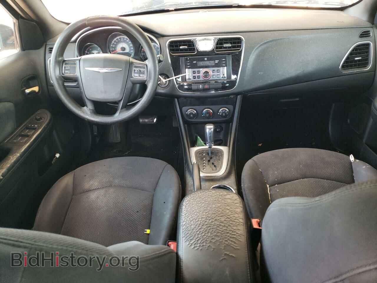2012 CHRYSLER 200 - VIN: 1C3CCBAB0CN257056 - Фото 8