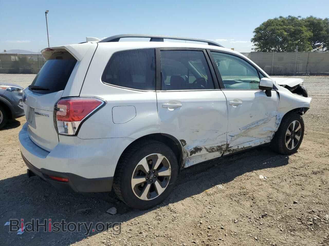 2018 SUBARU FORESTER - VIN: JF2SJAEC0JH455904 - Фото 3