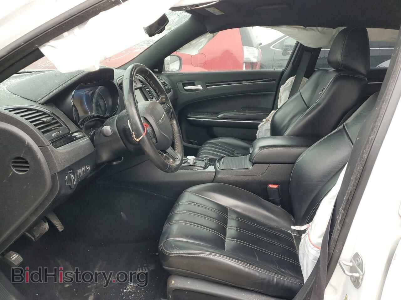 2019 CHRYSLER 300 - VIN: 2C3CCAGG8KH628985 - Фото 7