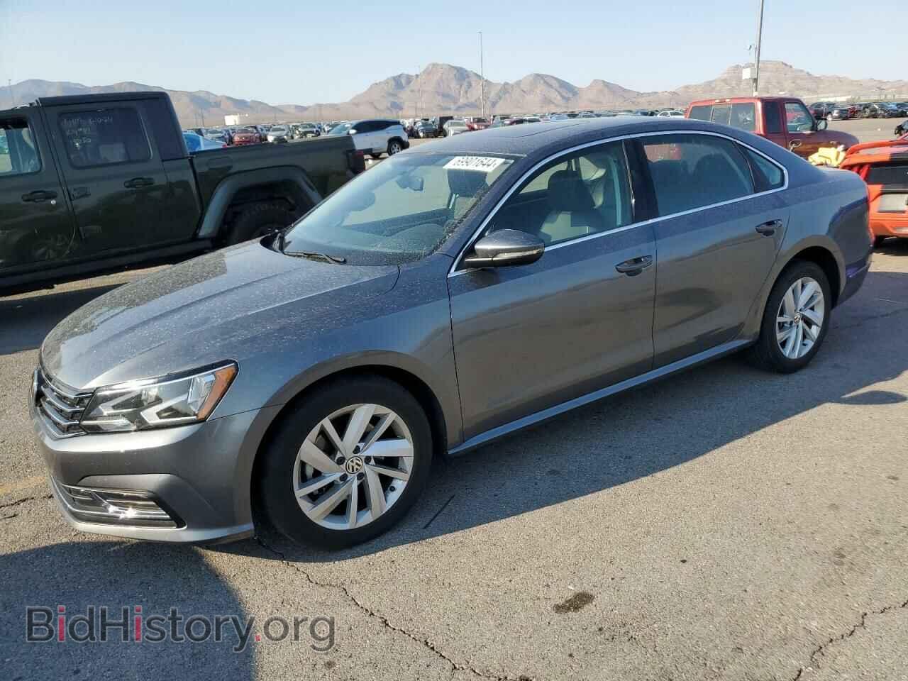 Фотография 1VWBA7A36JC021990 - VOLKSWAGEN PASSAT 2018