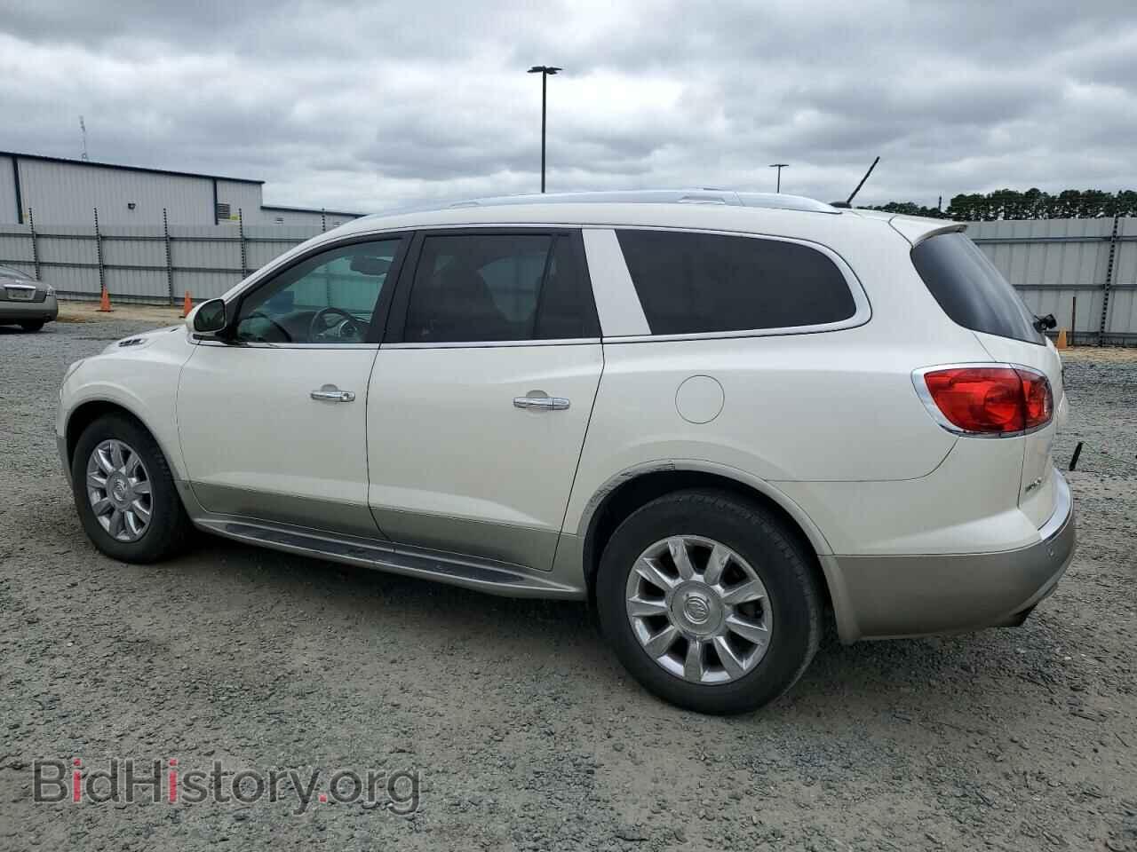 2011 BUICK ENCLAVE - VIN: 5GAKRCED6BJ162192 - Фото 2