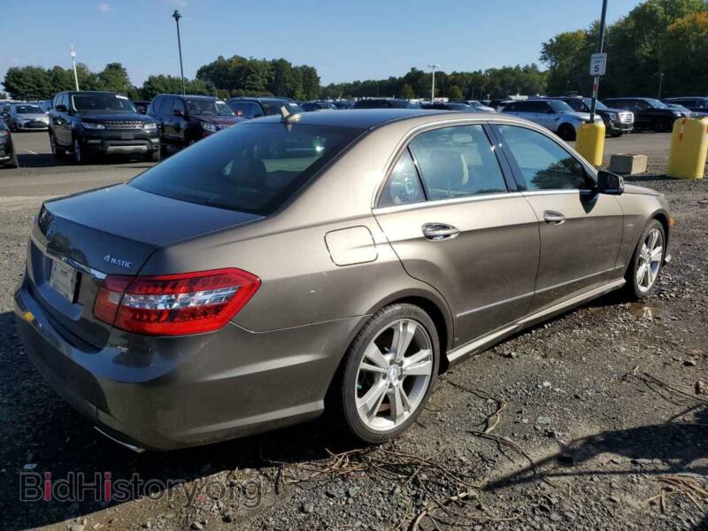 2012 Mercedes-Benz E-CLASS (VIN WDDHF8JB1CA621056) — фото 3 из 12