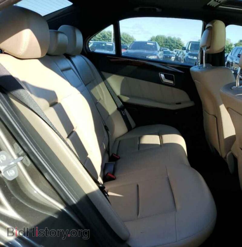 2012 Mercedes-Benz E-CLASS (VIN WDDHF8JB1CA621056) — фото 10 из 12