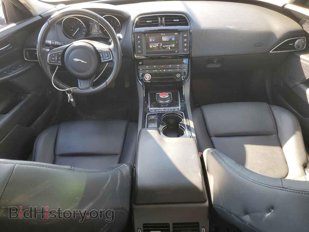 2017 JAGUAR XE - VIN: SAJAR4BG1HA978316 - Фото 8
