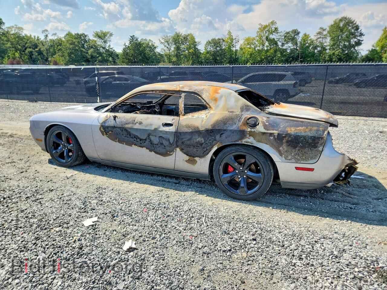 2013 DODGE CHALLENGER - VIN: 2C3CDYBT0DH631439 - Photo 2