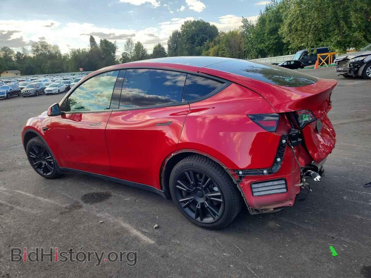 2021 TESLA MODEL Y - VIN: 5YJYGAED0MF181575 - Photo 2