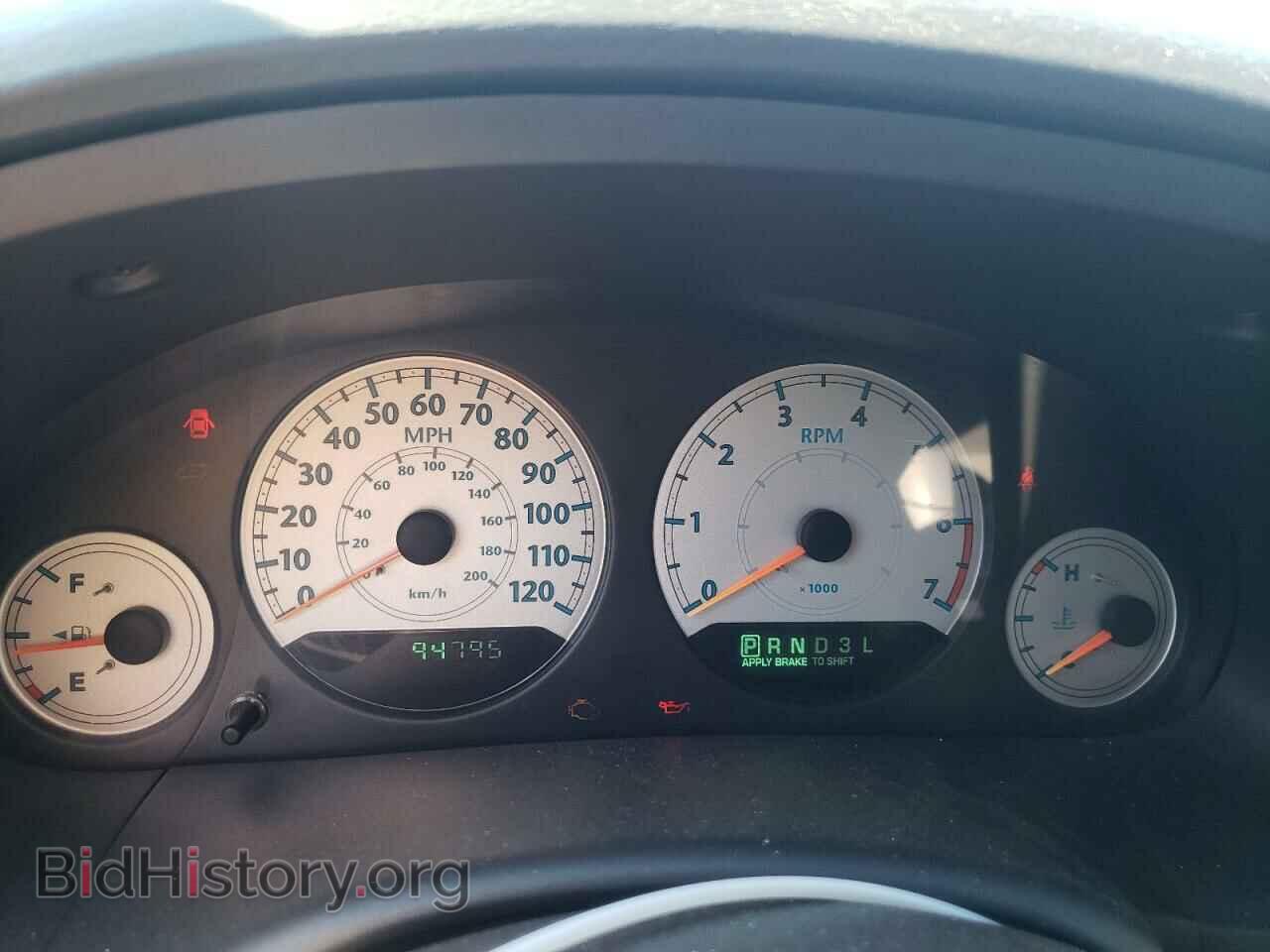 2006 CHRYSLER TOWN & C - VIN: 2A4GP54L86R786599 - Фото 9