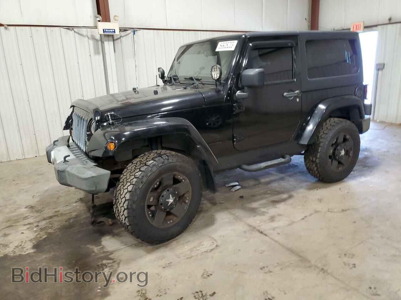 Photo 1J4AA5D14BL520165 - JEEP WRANGLER 2011