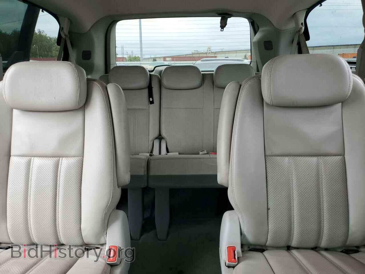 2009 CHRYSLER MINIVAN - VIN: 2A8HR54189R670643 - Фото 10