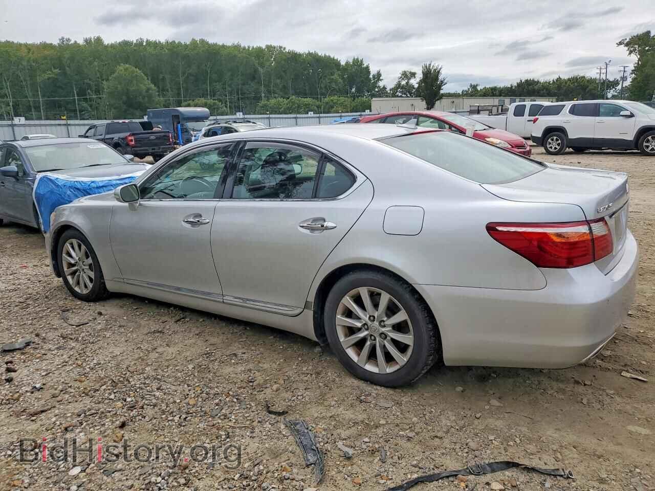 2010 LEXUS LS460 - VIN: JTHCL5EFXA5008656 - Photo 2