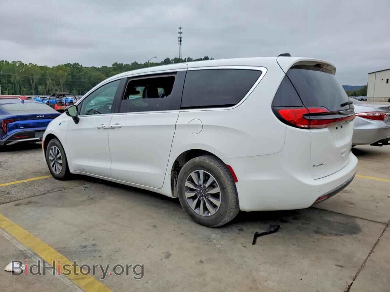 2025 CHRYSLER PACIFICA - VIN: 2C4RC1S74SR565696 - Photo 2