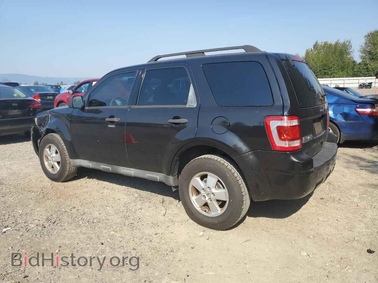 2011 FORD ESCAPE - VIN: 1FMCU0D72BKA22237 - Фото 2