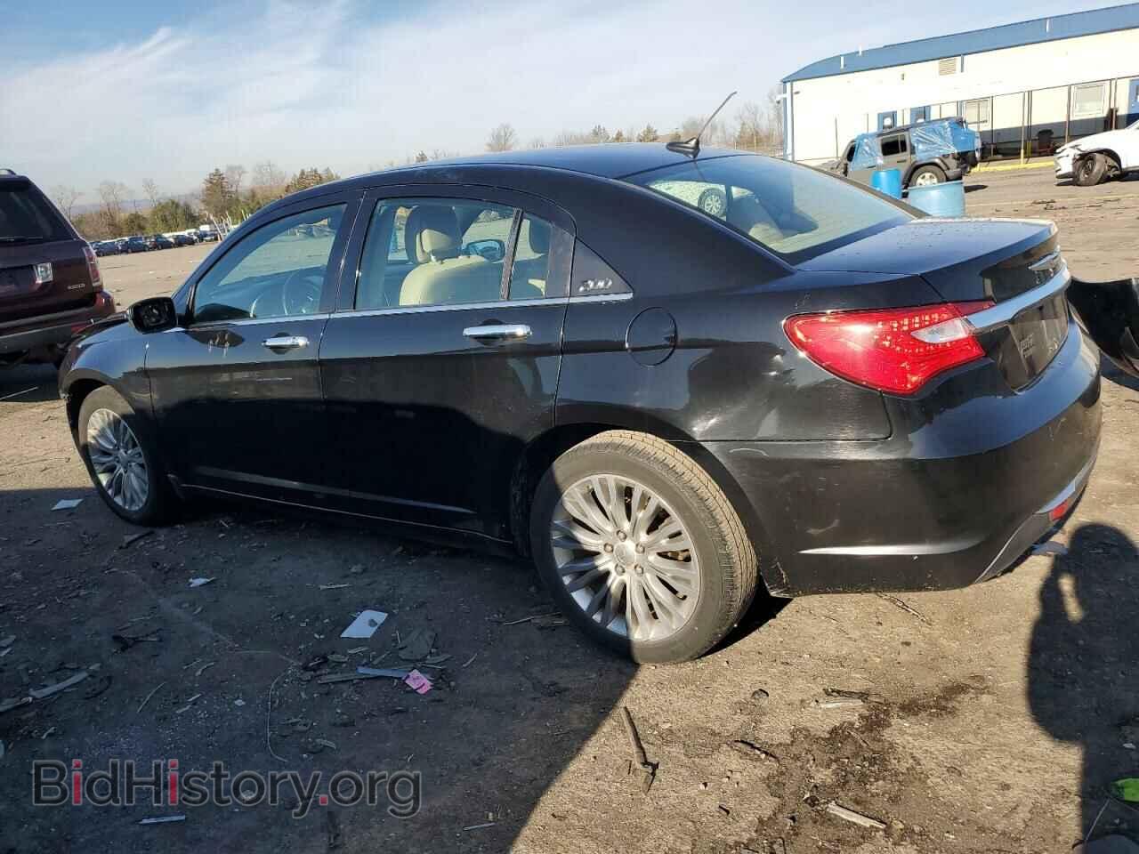 2012 CHRYSLER 200 - VIN: 1C3CCBCGXCN184514 - Фото 2