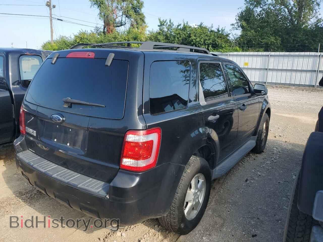 2009 FORD ESCAPE - VIN: 1FMCU03709KA93495 - Фото 3