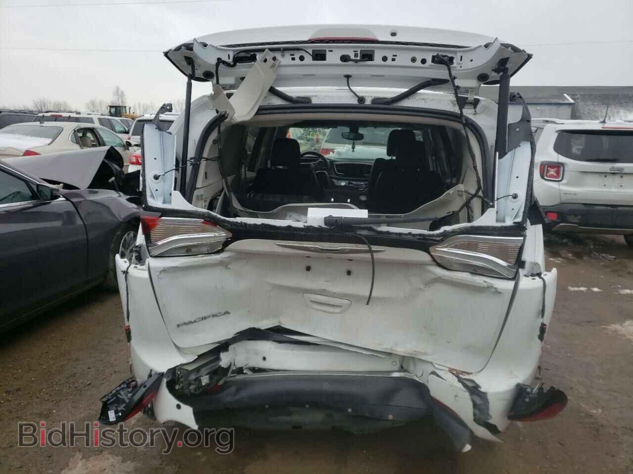 2017 CHRYSLER PACIFICA - VIN: 2C4RC1EG1HR816582 - Фото 9