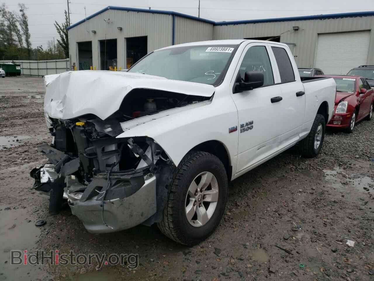 2018 RAM 1500 - VIN: 1C6RR6FT5JS325029 - Фото 2