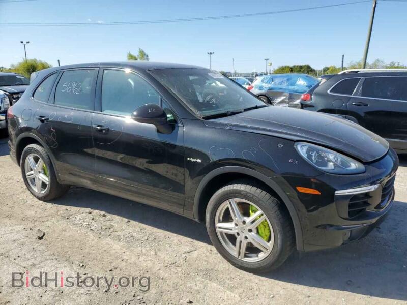 2016 Porsche CAYENNE (VIN WP1AE2A27GLA18388) — photo 4 of 12