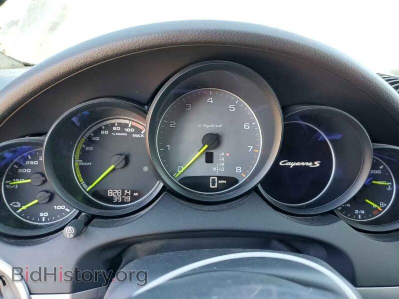 2016 Porsche CAYENNE (VIN WP1AE2A27GLA18388) — photo 9 of 12