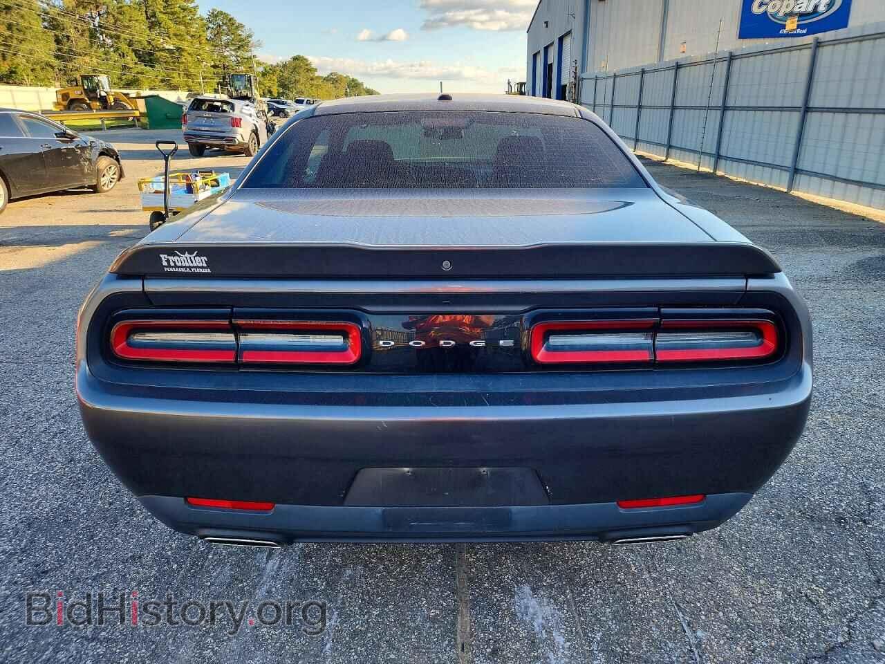 2019 Dodge CHALLENGER (VIN 2C3CDZAG1KH668975) — photo 6 of 14