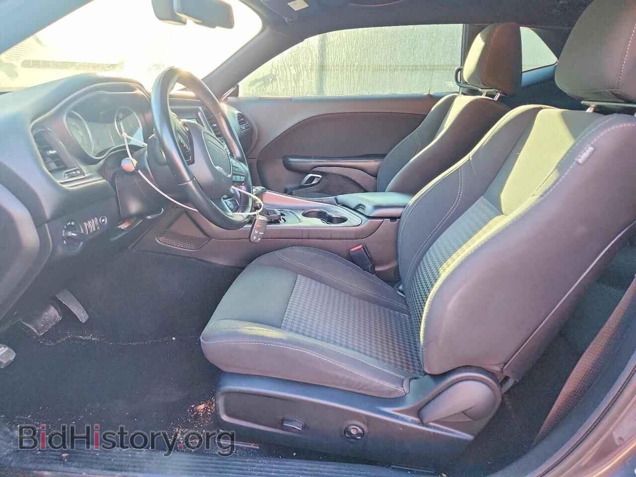 2019 Dodge CHALLENGER (VIN 2C3CDZAG1KH668975) — photo 7 of 14