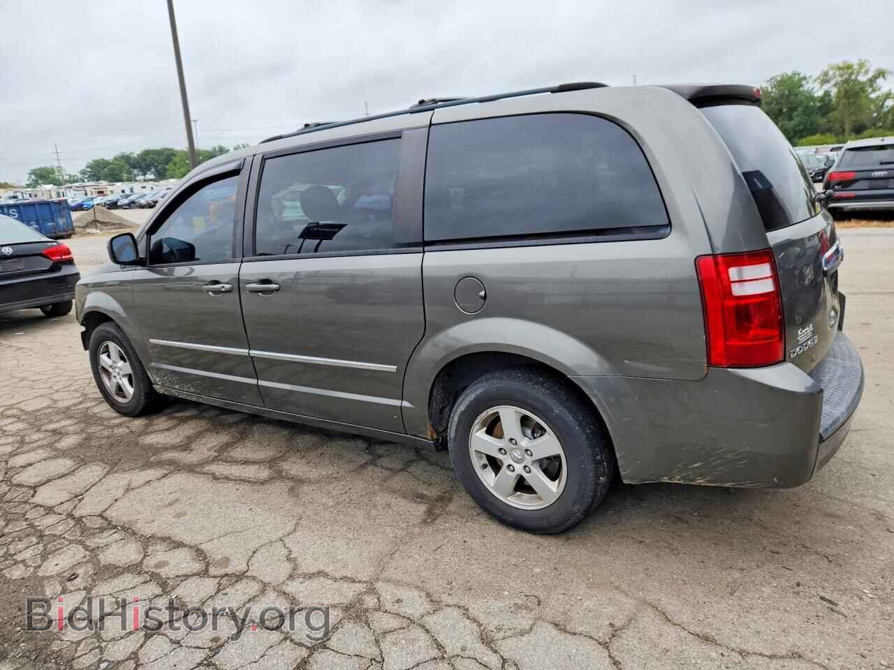 2010 DODGE CARAVAN - VIN: 2D4RN5D14AR231485 - Photo 2