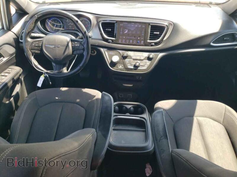 2018 Chrysler PACIFICA (VIN 2C4RC1FG2JR356854) — фото 8 из 14