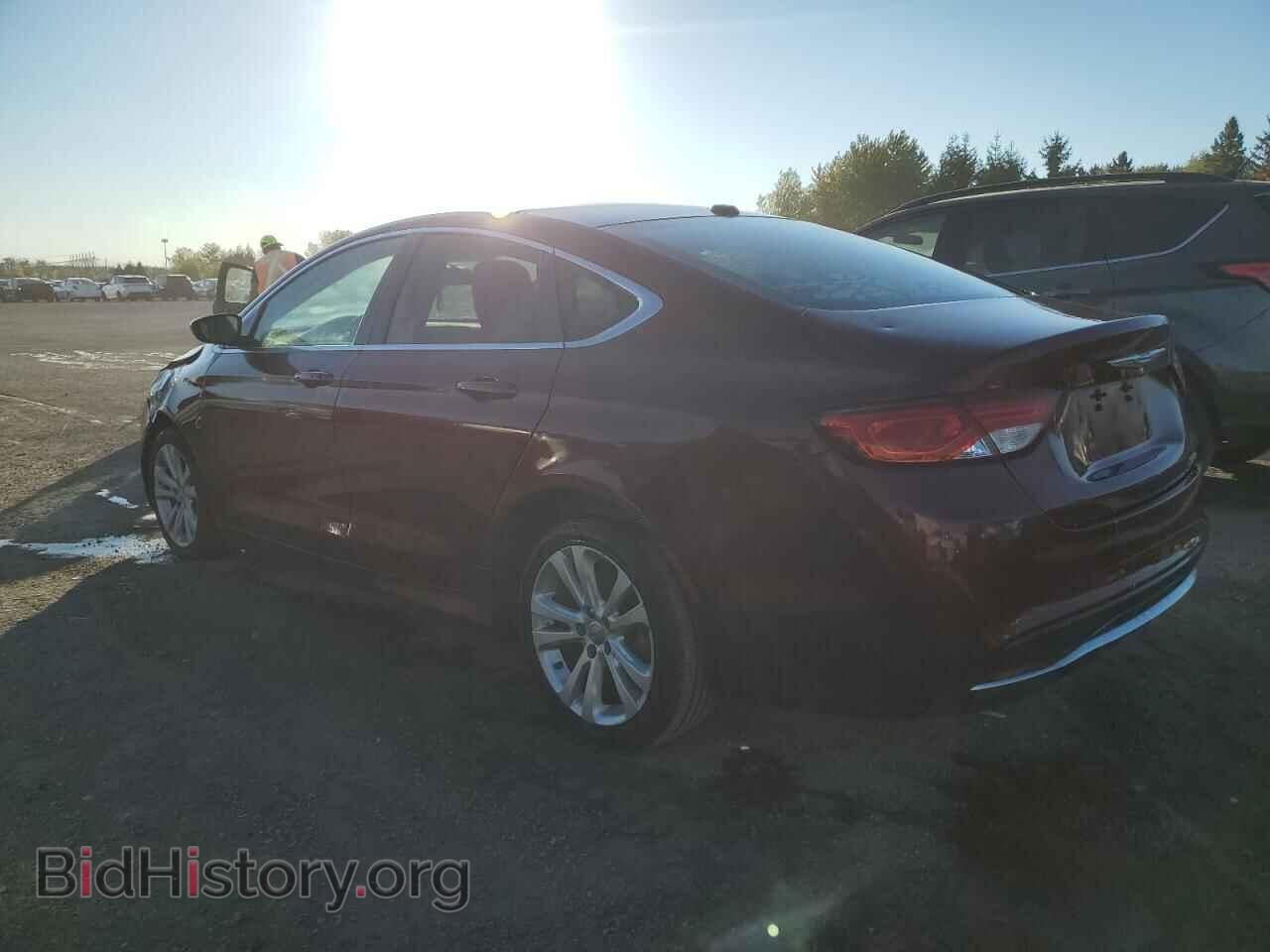 2015 CHRYSLER 200 - VIN: 1C3CCCAB9FN570679 - Фото 2