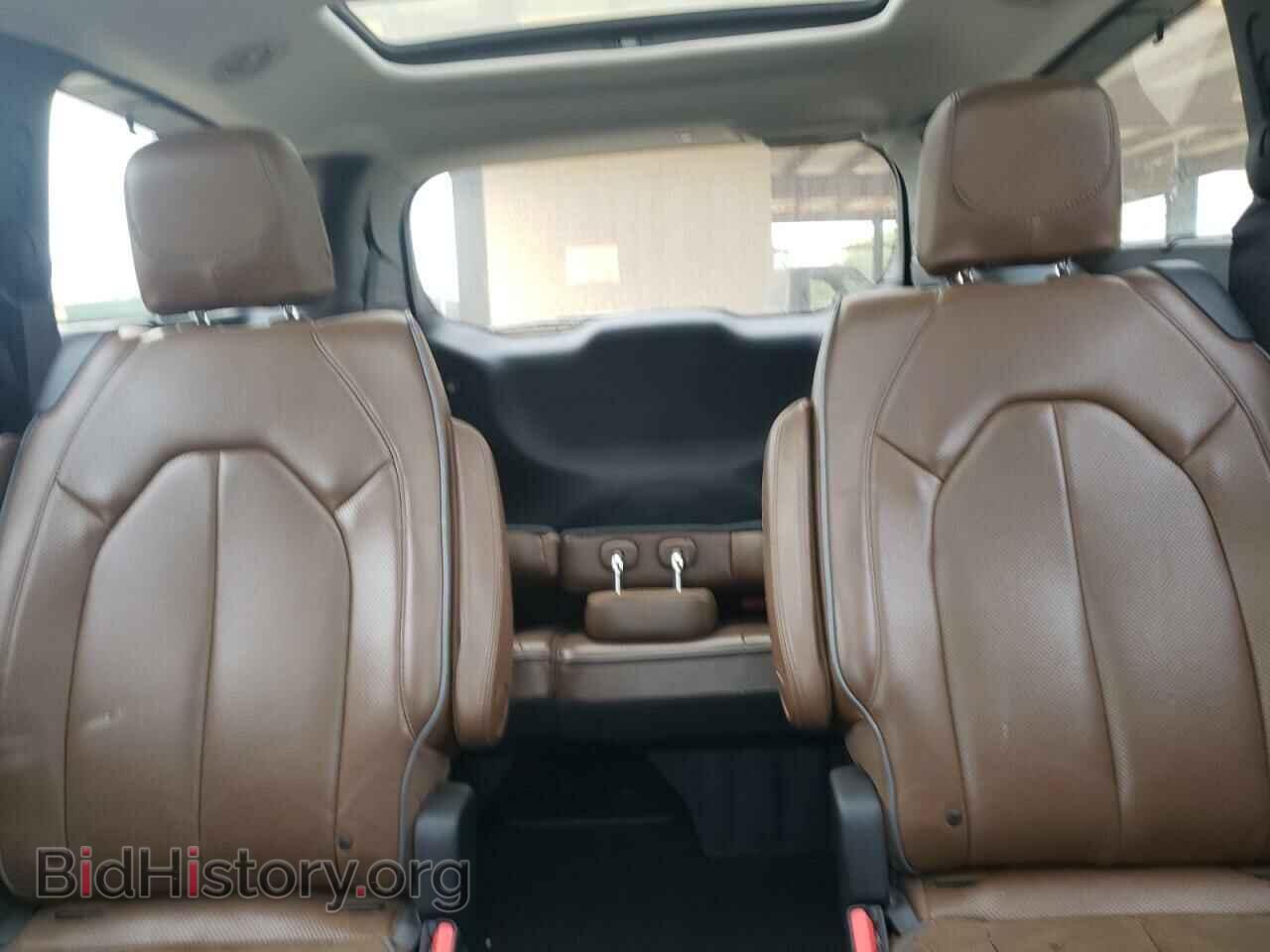 2018 CHRYSLER PACIFICA - VIN: 2C4RC1GG2JR105928 - Photo 10