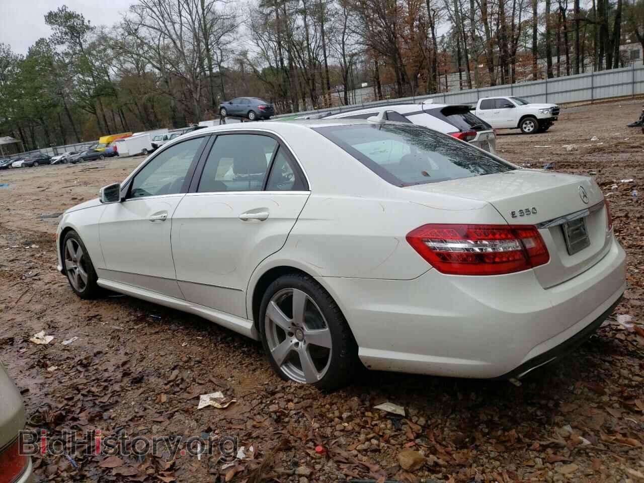 2011 MERCEDES-BENZ E-CLASS - VIN: WDDHF5GBXBA367285 - Фото 2