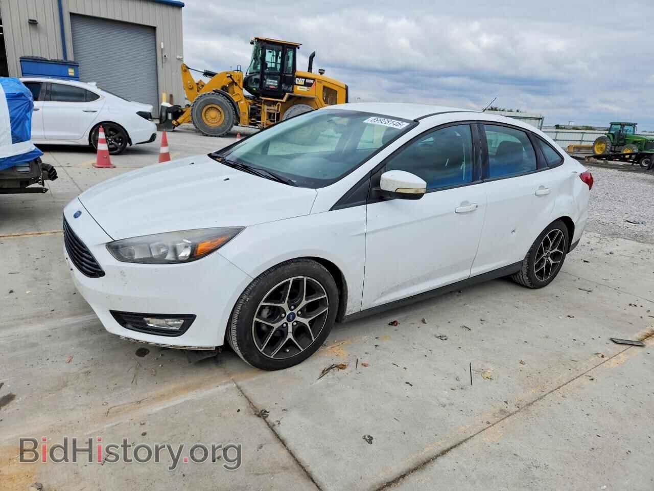 Photo 1FADP3FE8HL273057 - FORD FOCUS 2017