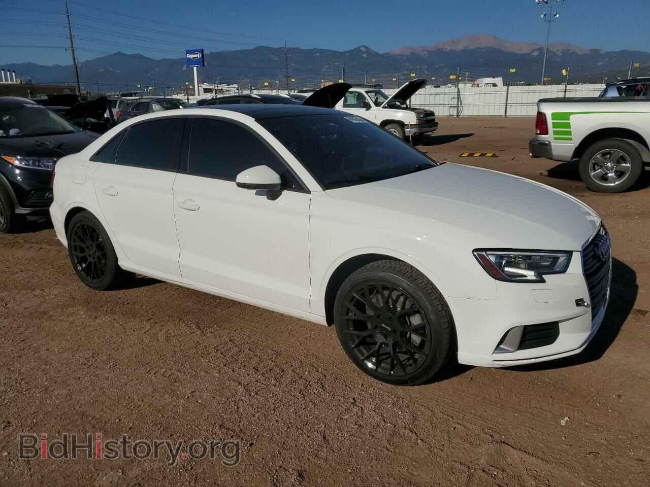 2018 AUDI A3 - VIN: WAUB8GFF8J1009334 - Фото 4