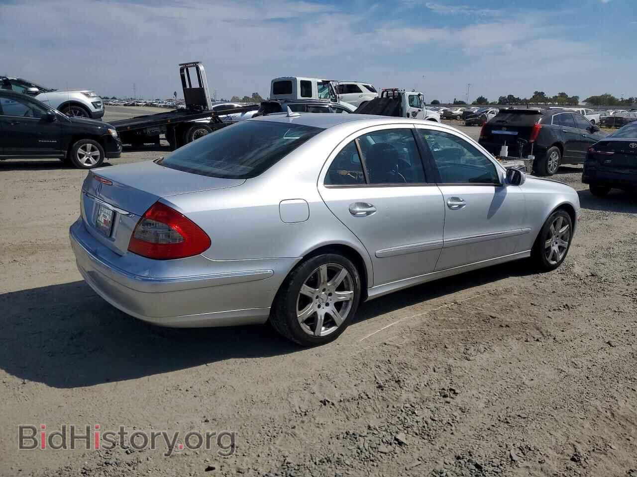 2007 MERCEDES-BENZ E-CLASS - VIN: WDBUF56X97B000304 - Photo 3
