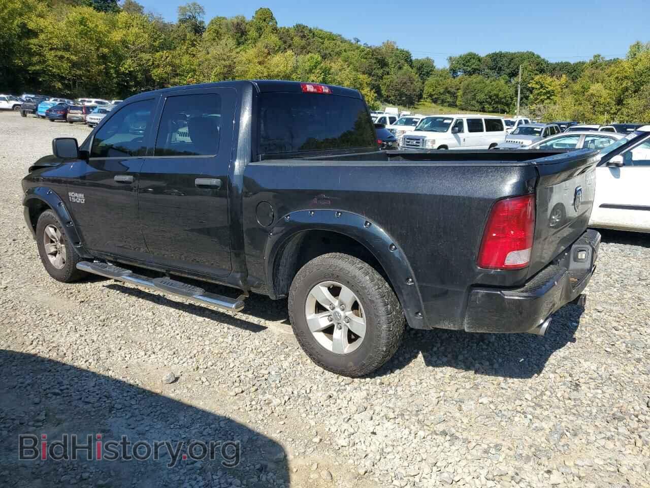 2017 RAM 1500 - VIN: 3C6RR7KT0HG548835 - Photo 2
