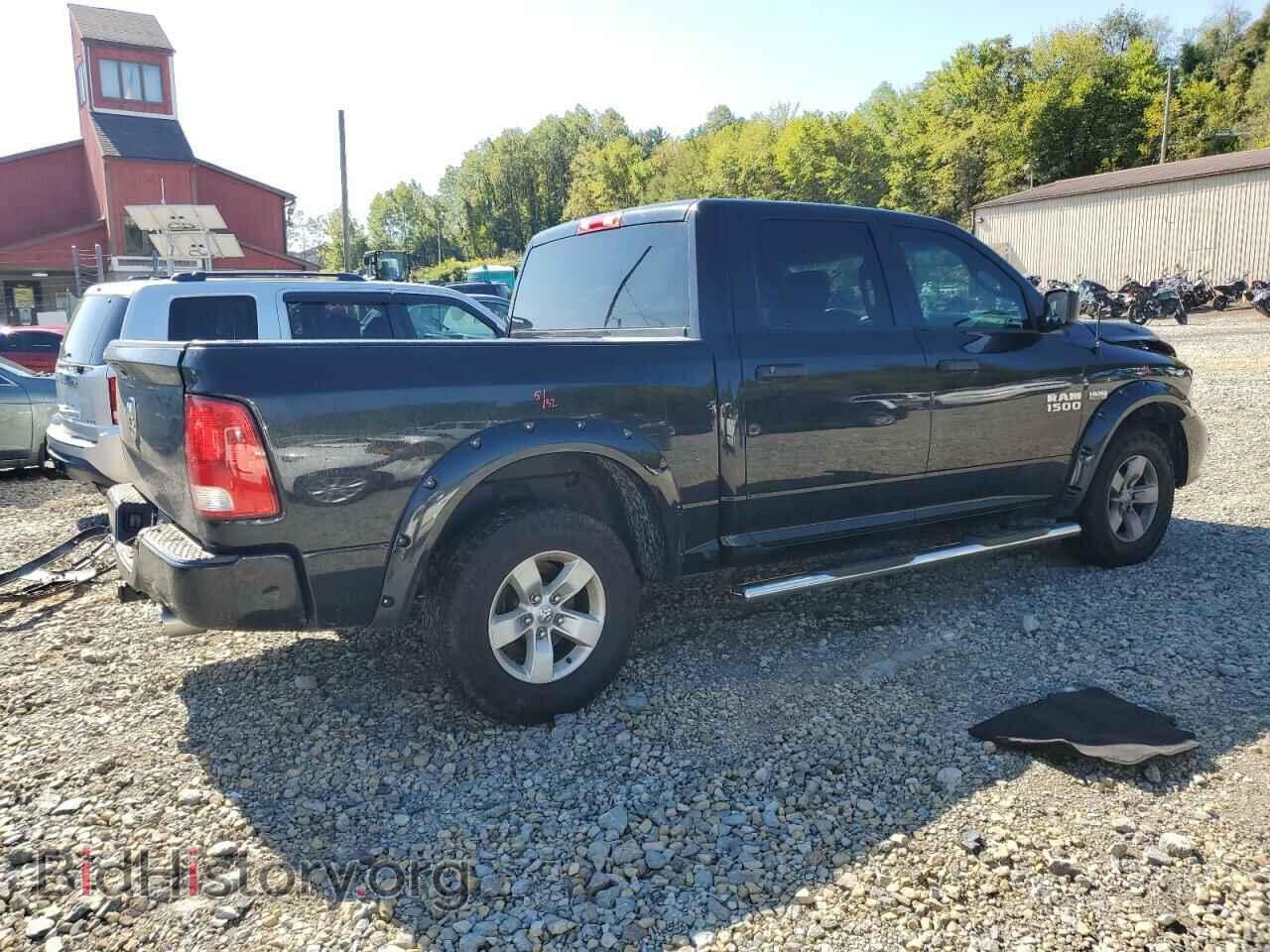2017 RAM 1500 - VIN: 3C6RR7KT0HG548835 - Photo 3