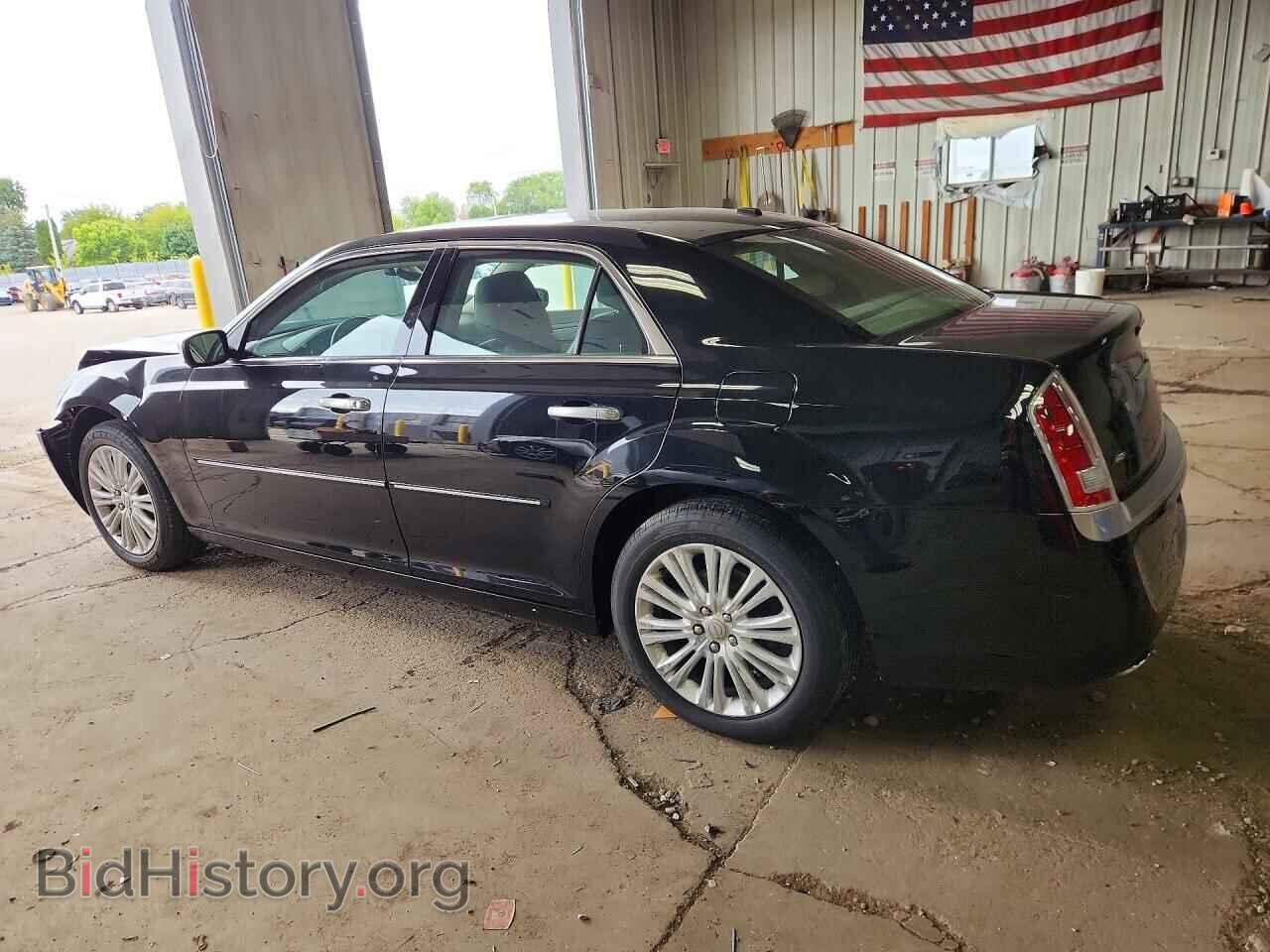 2013 CHRYSLER 300 - VIN: 2C3CCASGXDH529269 - Photo 2