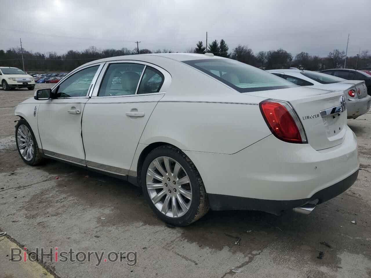 2010 LINCOLN MKS - VIN: 1LNHL9FT1AG613474 - Фото 2