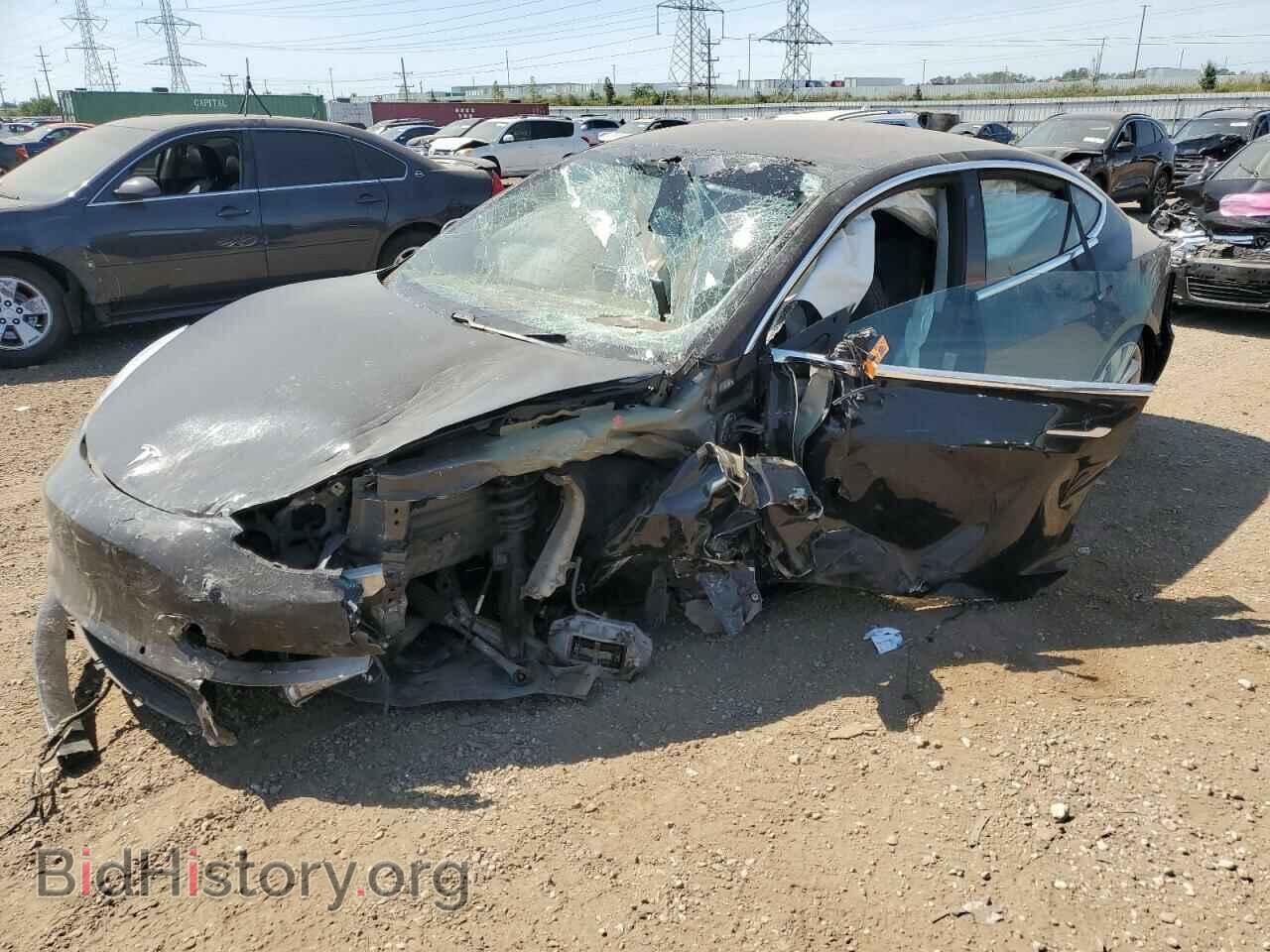 Фотография 5YJ3E1EB9JF149184 - TESLA MODEL 3 2018
