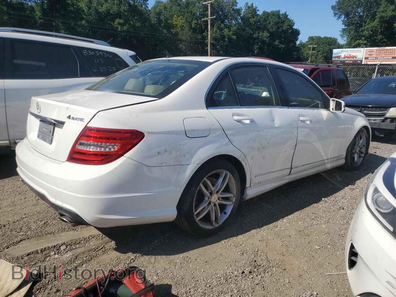2014 MERCEDES-BENZ C-CLASS - VIN: WDDGF8AB3EA943647 - Фото 3